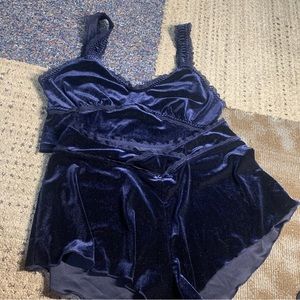 Women’s PJ/Lingerie Set F21